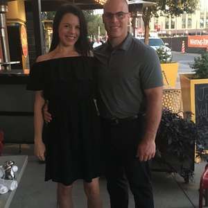 Meet your Posher, Adrianah